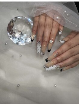 ノアールネイルズ(Noir nails)の写真/【人気の定額デザインコース】当日予約ok!
デザインに迷ったらまずはこちら♪