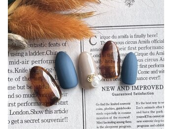 ジーシーネイル(G C nail)/べっ甲ビジューネイル