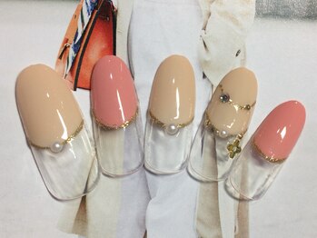 ネイルサロン リリオ(Nail Salon Ririo)/アクセサリー風フレンチネイル