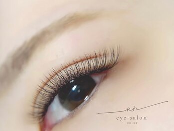 エヌドットエヌ(_n.n_)/3Dボリュームラッシュ