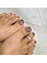 ドットビー(.Bee)/シアーブルーニュアンスネイル