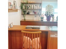 ルアナネイル(Luana Nail)の雰囲気（自然光が差し込む店内♪ヘアー同時施術も可◎ご相談下さい！）