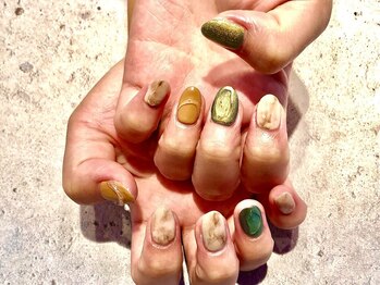 ヴィプラス(Vi+)の写真/大人女性に人気の秘訣は、デザインの豊富さ×技術力×丁寧なケア☆モチも良くリピーター続出◎