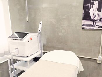 モンロー(MonroE+)/完全個室