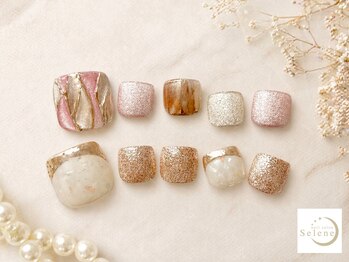 ネイルサロンセレーネ(Selene)の写真/【デザイン・カラーが豊富☆】フットネイルのモチに自信◎足元のおしゃれを格上げ！