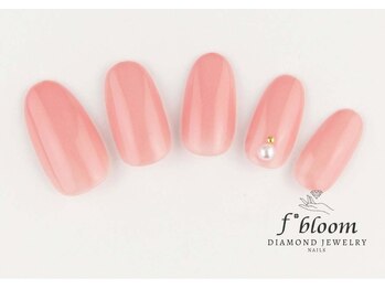 エフブルームプレリア(f'bloom Prellia)の写真/【外苑前徒歩5分】美フォルムと持ちの良さ◎指先がきれいに見えるデザインでワンランク上の綺麗な指先へ!