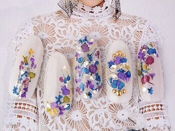 ネイルサロンラグジュアリー 梅田店(LUXURY)/ドライフラワー