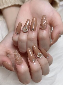 エム(EM)/キルティングネイル