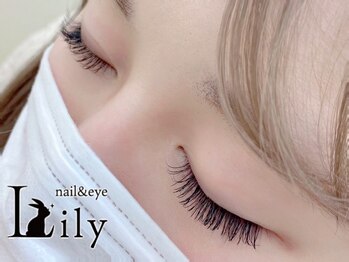 リリー 登戸店(Lily)の写真/【フラットラッシュ100本¥5500～】行楽シーズンにもおすすめ♪目の形や幅に合わせてデザインをご提案◎