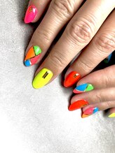 ラキネイル(LAKI Nail)/ネオンカラーネイル