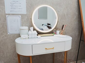 ベル 堀江(Belle)/ハーブピーリング｜メイクブース