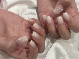 ホワイトグラデーション