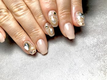 ラキネイル(LAKI Nail)/アクセサリーネイル
