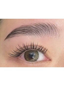 ボリュームのある目元にしたい