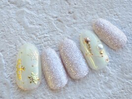 大人の雪の結晶アートネイル