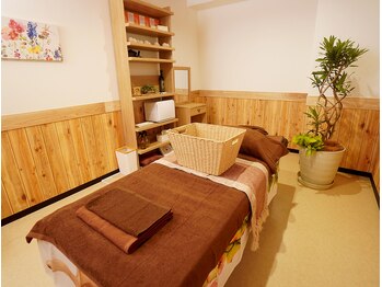 もみほぐしプラスアルファ 安東店(もみほぐし+α)の写真/日本最安値挑戦&最高技術を目指す!!【◆平日割◆全身オイルリンパ60分￥3900/75分￥4900(女性限定)】
