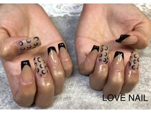ラブネイル(LOVE NAIL)/ブランドロゴネイル