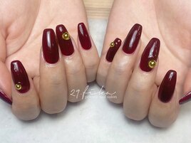 ワンカラー×メタルパーツ