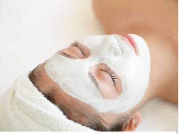 イシス ジェニー マルヤマクラス店(ISIS Genny)/数種類あるハーブパック肌診断で