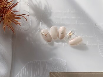 シーシーガーデン(CeCe Garden)/大人可愛い　キラキラネイル