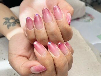 ヘアーアンドネイル ルシア(Hair&Nail Lucia)/グラデーション×ラメ
