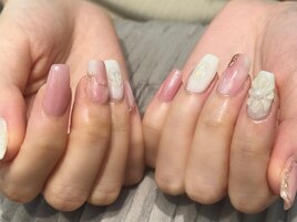フラワーニュアンスネイル