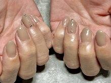 ネクスト ヴィジョン ネイル(Next Vision Nail)/【　シンプルネイル　】