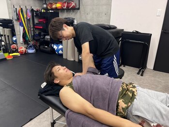 ヨロジム(YOLO GYM)/全身整体