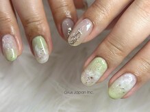 グルス(GRUS)/春/ニュアンス/ミラー