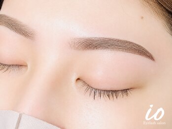アイラッシュサロン イオ(Eyelashsalon io)の写真/美眉アイブロウデザインWAX&トレンドの眉カラーティント仕上げで理想の形をキープ★メンズのお客様も大歓迎
