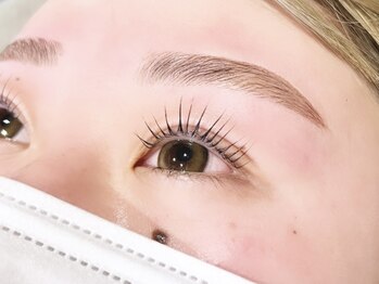 シャンボール(chambord)の写真/【ハリウッドブロウリフト×パリジェンヌラッシュリフト】まつ毛と眉毛のセットmenu♪