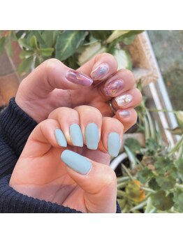 アース コアフュールボーテ 佐久平店(EARTH coiffure beaute)/マット＆艶ネイル　10850円