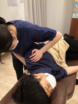 くまのみ整骨院 北浦和駅前院/肩甲骨周りを整えます！