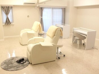 リブ シャルム(Lib Charm)/ネイルサロンと併設しています♪