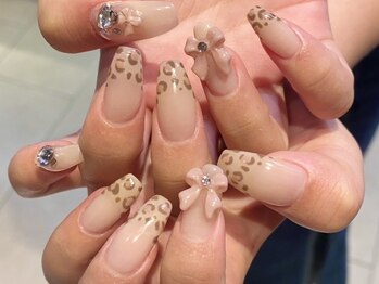 ネイルサロン コフレ 西中島店(Nail Salon Coffret)の写真/《Art5本+スカルプ長さ出し》エリア希少の長さ出しができるサロン♪爪が短い方や折れやすい方にもオススメ!