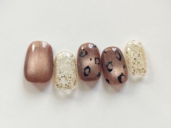 ユノ フィオーレ(Juno fiore)/ヒョウ柄ネイル