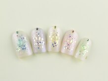 まつげアンドネイル ディアマンローズ(DIAMANT ROSE)/ラメグラデーション・6930円