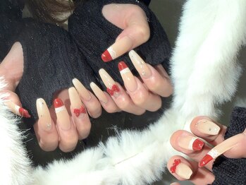 ユニネイル 池袋(Uni Nail)/ヌーディホリデーネイル♪