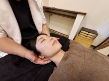 たかはし治療院/首肩こりからくる疲れ顔にも対応
