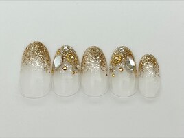 宝石ネイル¥9,746