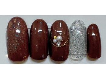 エマーブル ネイル(Aimable nail)/