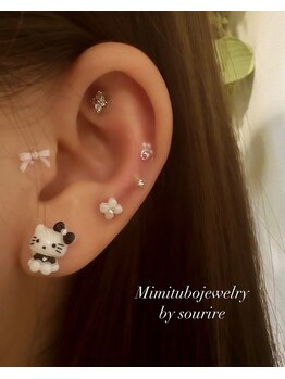 スリール(sourire)/耳ツボジュエリー