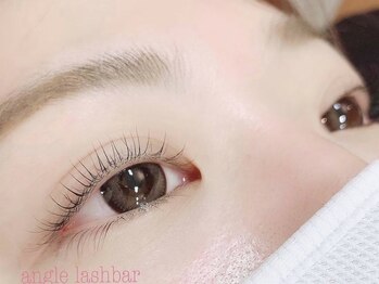 ラッシュバー アングル 八戸ノ里店(LUSH BAR angle)の写真/≪高技術×ナチュラルな仕上がり×速さ≫フラットラッシュエクステと次世代まつげパーマで理想の目元に★