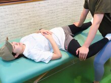 ワイズ パーソナル アンド ヘルス 目黒店(Y's Personal&Health)/股関節ストレッチの様子♪