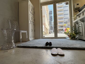 スロウ 大宮店(slow)/靴を脱いでオフモードに♪