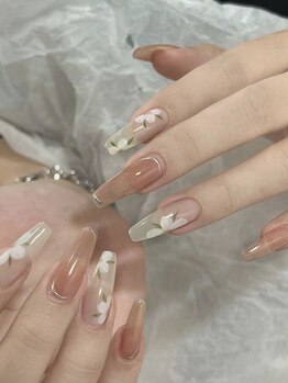 オーシャンネイルサロン(Ocean Nail Salon)の写真/スカルプ技術に自信あり!!爪の形や長さのお悩みを解決し、女性らしいスラッとした上品な指先を演出します♪