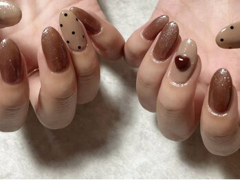 フーア(fu-a’)の写真/【初回オフ無料/パラジェルで持ちの良さ◎】伸ばせない短い爪もショートネイルで美フォルム◎指先綺麗に♪