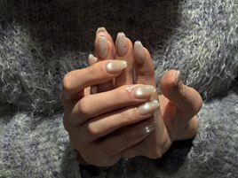 淡色うるつやネイル