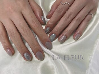 ラ フルール(La Fleur)/マグネットネイル