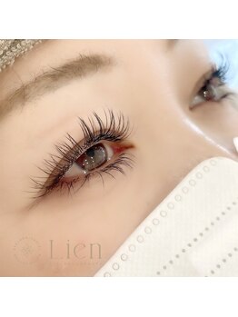 Lien eyelash南流山店の写真/しっかりボリュームで華やかに。印象的な大人の目元